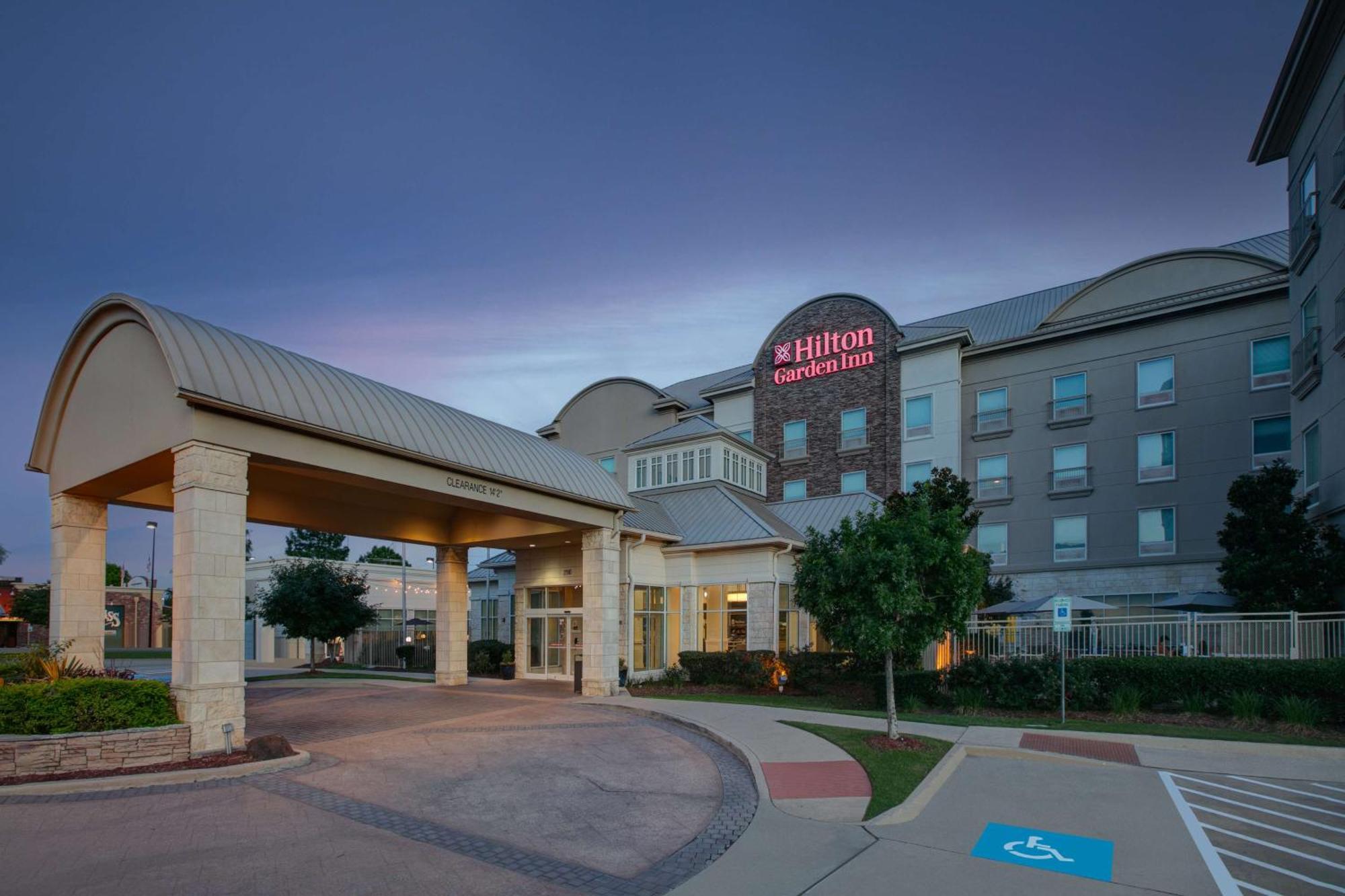 Hilton Garden Inn Dallas Arlington Exterior foto